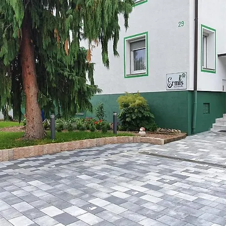 Ermis Apartments Metzingen  Eksteriør billede