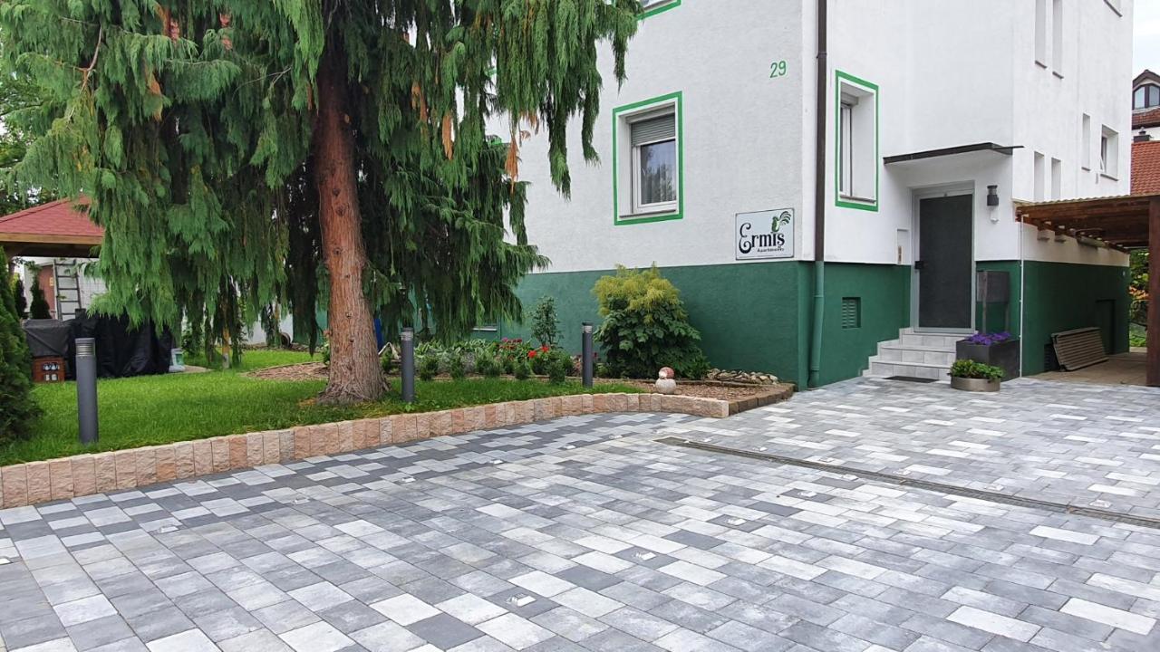 Apartment Ermis *
